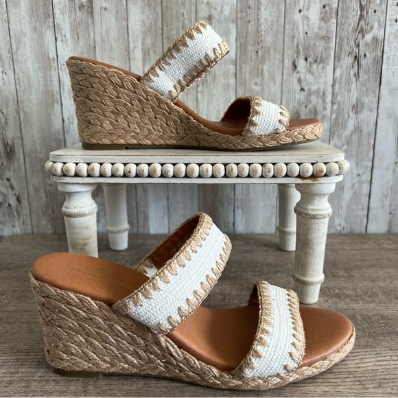 Tommy Bahama Shoes - Tommy Bahama Cream Tan Woven Espadrille Wedge Sandals Beachy Resort Size 6.5